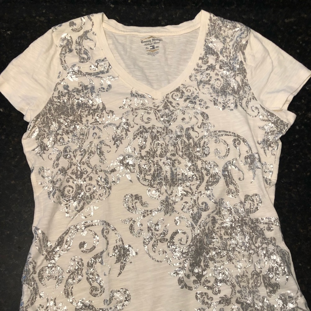 NWOT.  Tommy Hilfiger V-Neck T